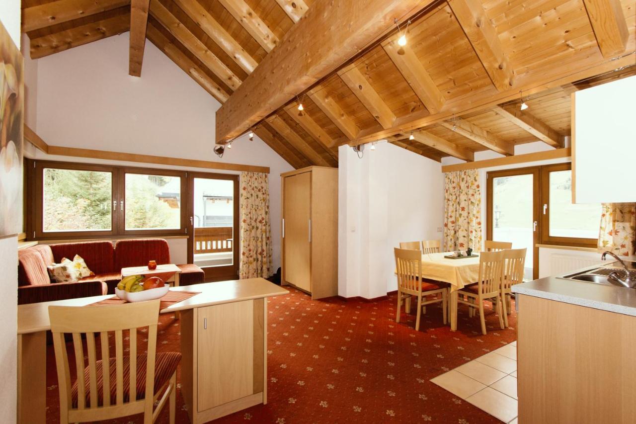 Hotel Garni Foersterheim Ишгль Экстерьер фото